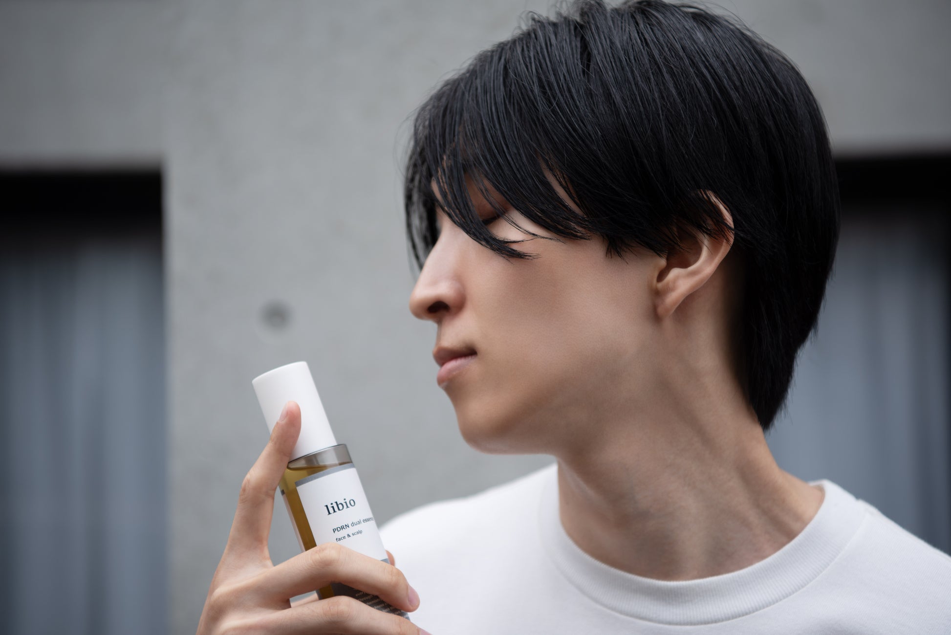PDRN dual essence 化粧水　